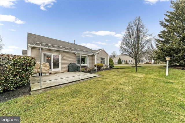 1011 PERCY LN, Lebanon, PA 17042