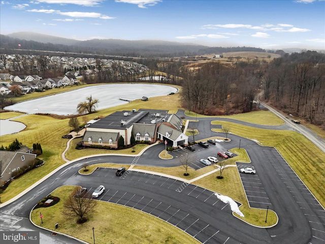 1011 PERCY LN, Lebanon, PA 17042