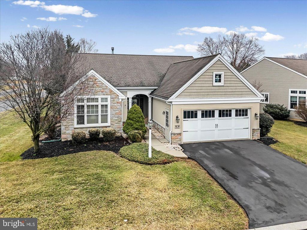 1011 PERCY LN, Lebanon, PA 17042