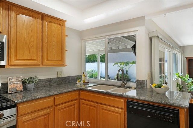 16672 Bolero Ln, Huntington Beach, CA 92649