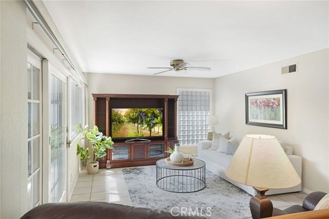 16672 Bolero Ln, Huntington Beach, CA 92649