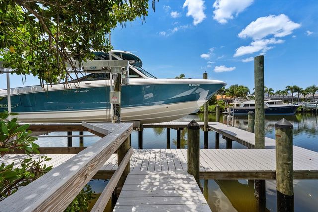949 ALLEGRO LANE, Apollo Beach, FL 33572