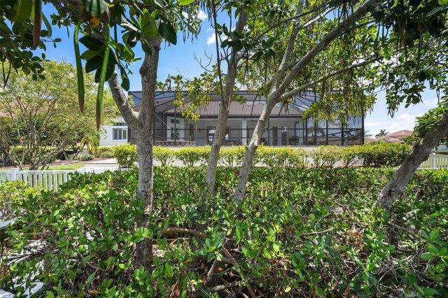 949 ALLEGRO LANE, Apollo Beach, FL 33572