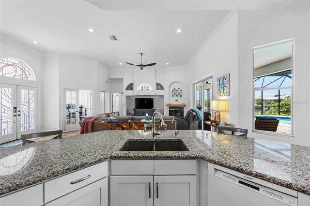 949 ALLEGRO LANE, Apollo Beach, FL 33572