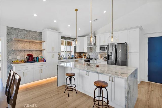 8038 Begonia Road, Phelan, CA 92371