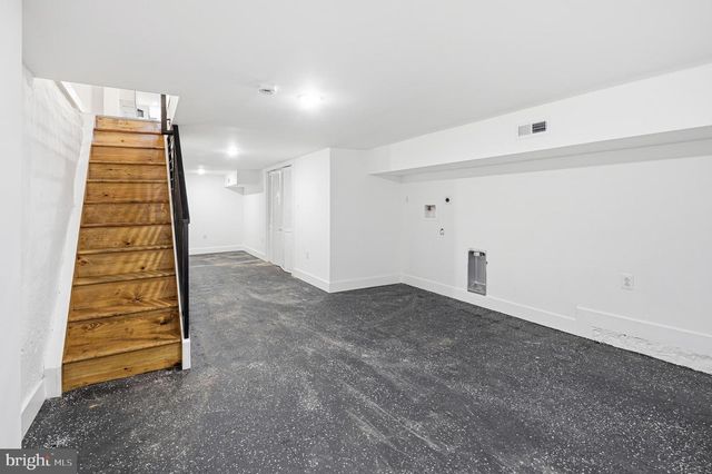 5817 WALNUT ST, Philadelphia, PA 19139