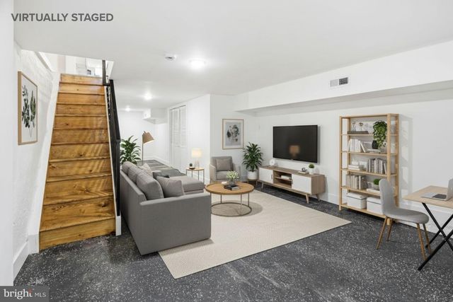5817 WALNUT ST, Philadelphia, PA 19139