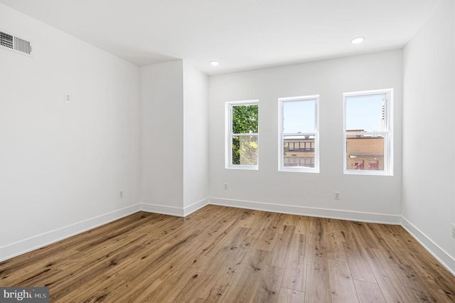 5817 WALNUT ST, Philadelphia, PA 19139