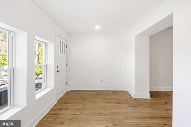 5817 WALNUT ST, Philadelphia, PA 19139