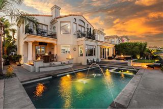 7124 Aviara Dr, Carlsbad, CA 92011