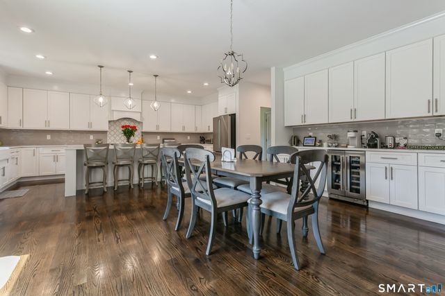 4 Darcangelo Drive, Brookfield, CT 06804