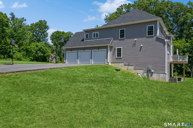 4 Darcangelo Drive, Brookfield, CT 06804