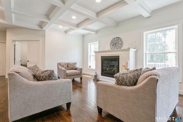 4 Darcangelo Drive, Brookfield, CT 06804