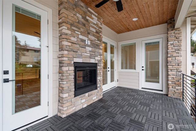 7574 S 130th Place, Seattle, WA 98178