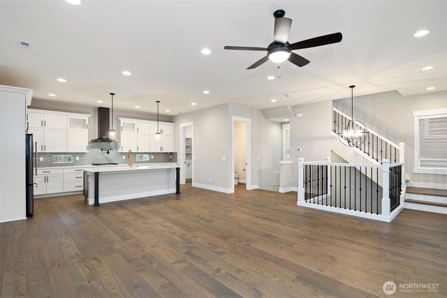 7574 S 130th Place, Seattle, WA 98178