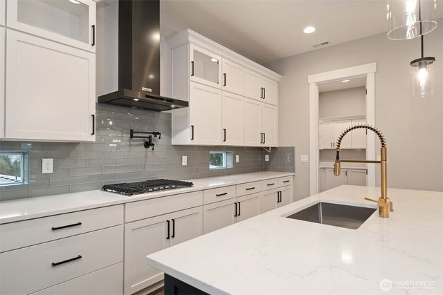 7574 S 130th Place, Seattle, WA 98178