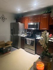275 W 68th St 103, Hialeah, FL 33014