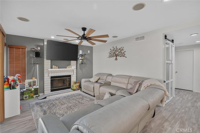 1912 Silverwood Circle, Corona, CA 92881