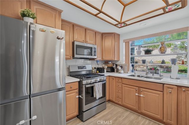 1912 Silverwood Circle, Corona, CA 92881