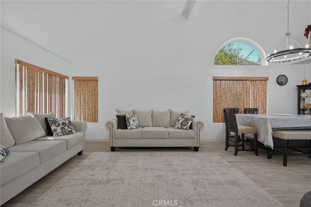 1912 Silverwood Circle, Corona, CA 92881