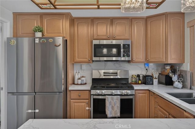 1912 Silverwood Circle, Corona, CA 92881