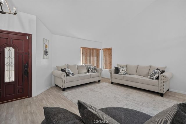 1912 Silverwood Circle, Corona, CA 92881