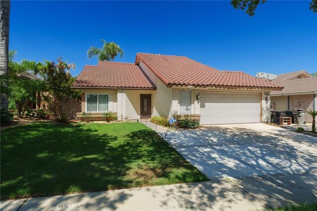 1912 Silverwood Circle, Corona, CA 92881