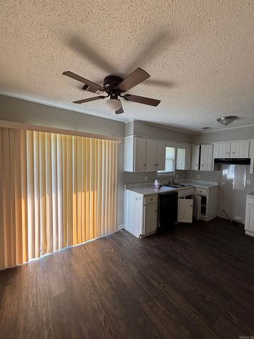 2007 Cloverdale Road, Jacksonville, AR 72076