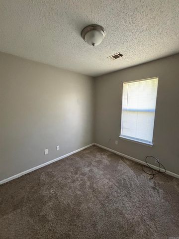 2007 Cloverdale Road, Jacksonville, AR 72076