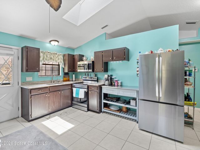 1950 Grant Road, Grant-valkaria, FL 32949