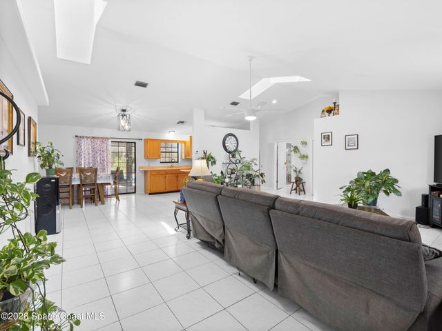 1950 Grant Road, Grant-valkaria, FL 32949
