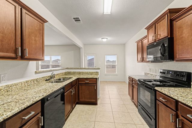 1603 Park Trails Boulevard, Princeton, TX 75407