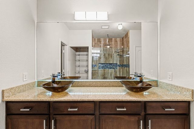 1603 Park Trails Boulevard, Princeton, TX 75407