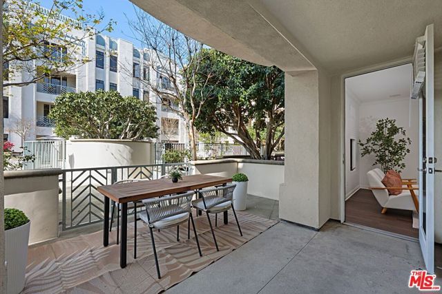 5625 Crescent Parkway 108, Los Angeles, CA 90094