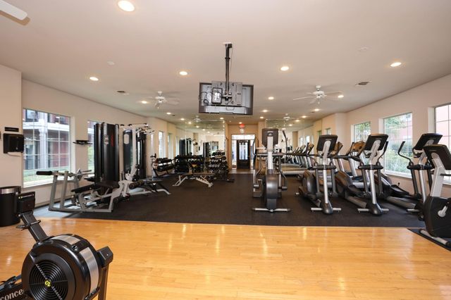 2400 S Mccue Road 104, Houston, TX 77056
