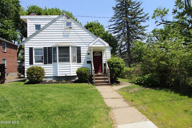 1900 7th Street, Rensselaer, NY 12144