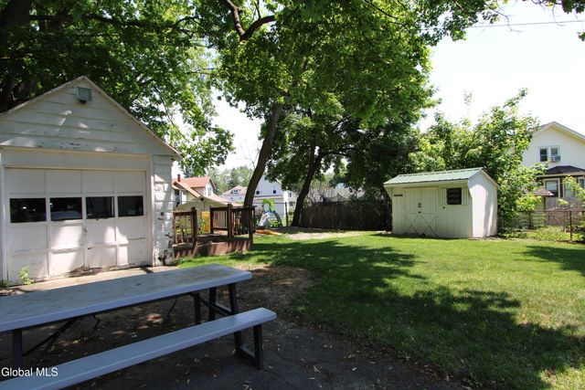 1900 7th Street, Rensselaer, NY 12144