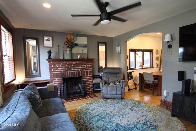 1900 7th Street, Rensselaer, NY 12144