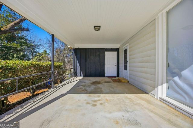 516 Stillwood Drive, Gainesville, GA 30501