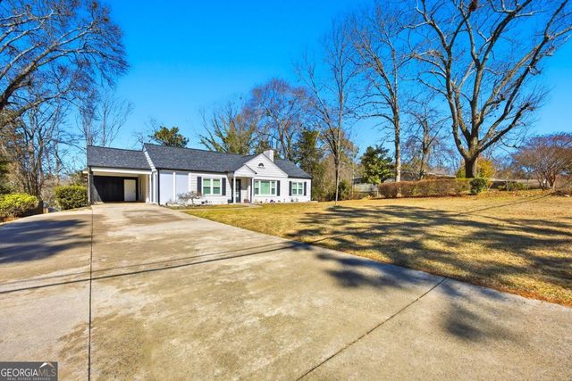 516 Stillwood Drive, Gainesville, GA 30501