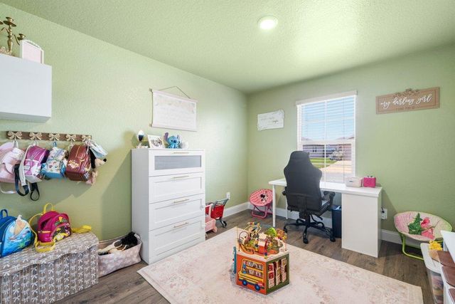 908 Gerardia CT, Seguin, TX 78155