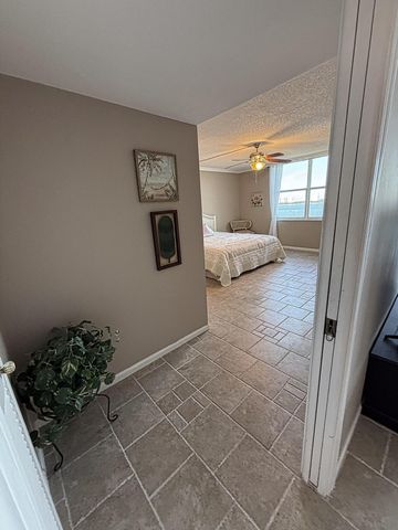 401 Lake Shore Drive 802, Lake Park, FL 33403