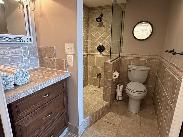 401 Lake Shore Drive 802, Lake Park, FL 33403