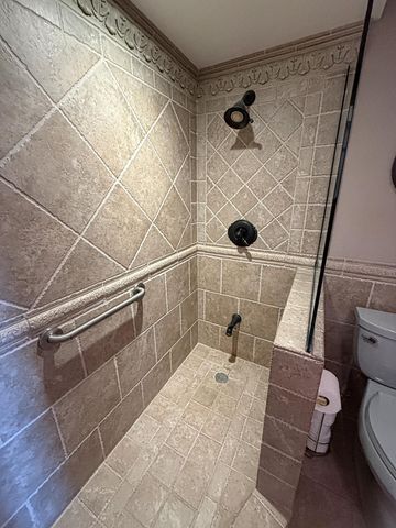 401 Lake Shore Drive 802, Lake Park, FL 33403