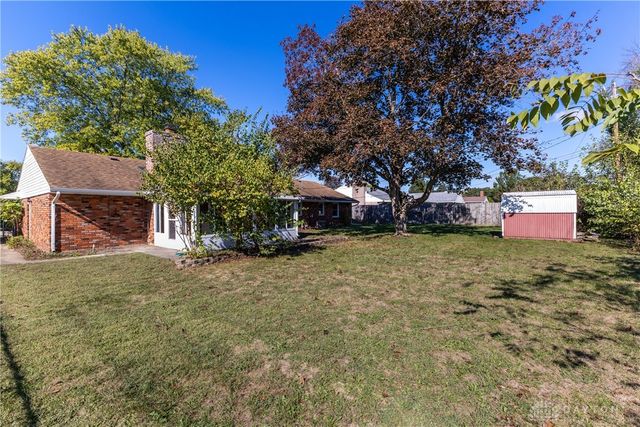 1075 Crestview Drive, Troy, OH 45373