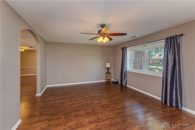 1075 Crestview Drive, Troy, OH 45373