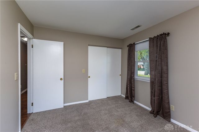 1075 Crestview Drive, Troy, OH 45373