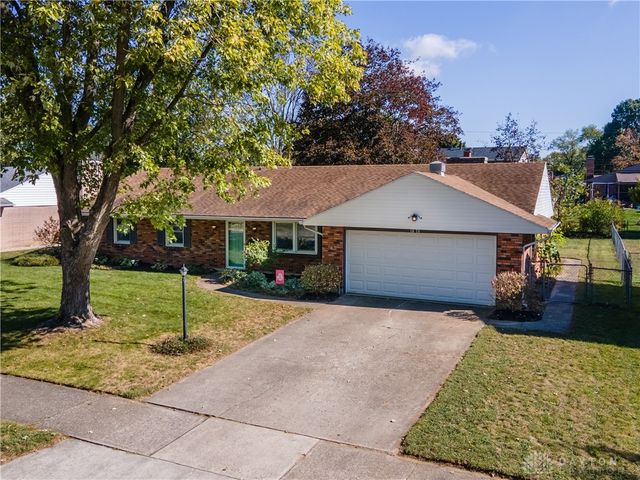 1075 Crestview Drive, Troy, OH 45373