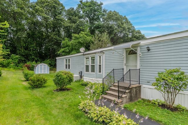 59 Clayton Drive, West Springfield, MA 01089