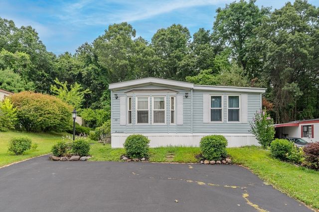 59 Clayton Drive, West Springfield, MA 01089